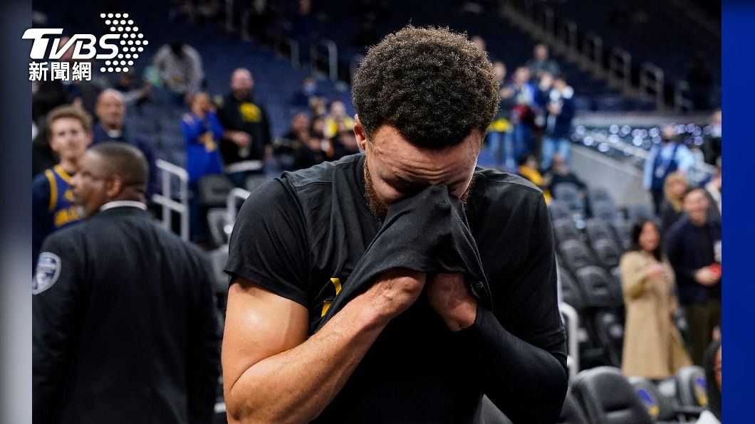 NBA/咖哩復出砍24分嘸用!勇士慘輸太陽12分