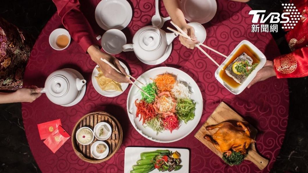 人妻指出,婆家沒有吃團圓飯的習慣。(示意圖/shutterstock達志影像)