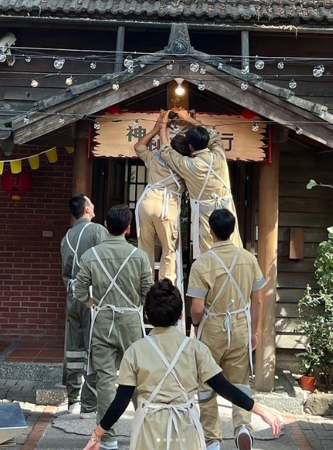 AKIRA將與王彩樺、温昇豪、蔡昌憲、王陽明、禾浩辰一同主持。(圖/翻攝自AKIRA IG)
