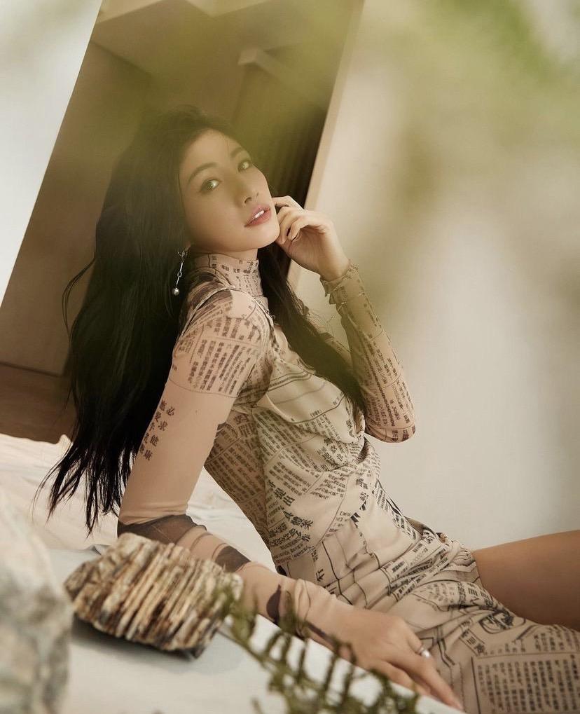 李千娜在IG上曬出美照。（圖／翻攝自李千娜IG）