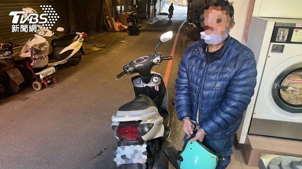 通緝犯遭警方逮捕。（圖／TVBS）