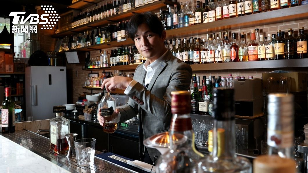 孫協志分享在家也能簡單製作的飲品。(圖/梁恩誌攝)