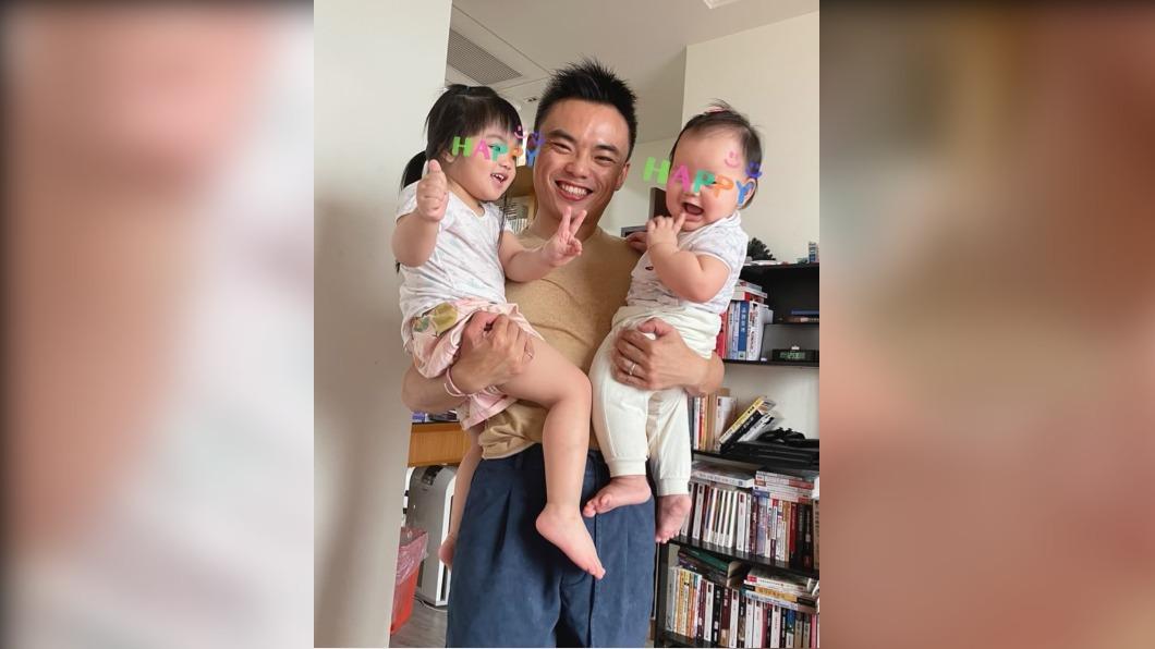 洪孟楷說,「爸爸抱著小朋友,就是很自然而然的健身方式!」。(圖/洪孟楷提供)