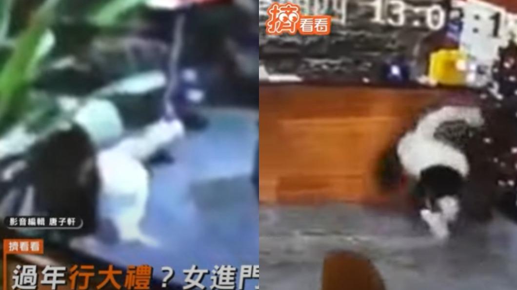 房客進飯店慘仆街,櫃台人員關切時也腳滑嗑地。(圖/翻攝自爆料公社)