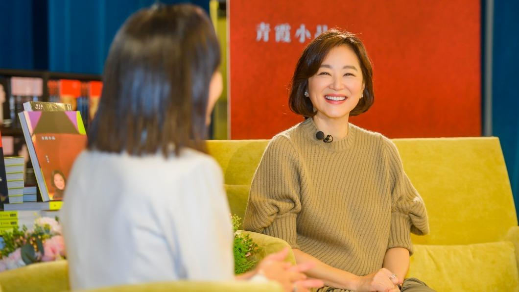 林青霞表示自己從以前最害怕的就是「寂寞」。(圖/SWKIT鄧永傑攝影,時報出版提供)