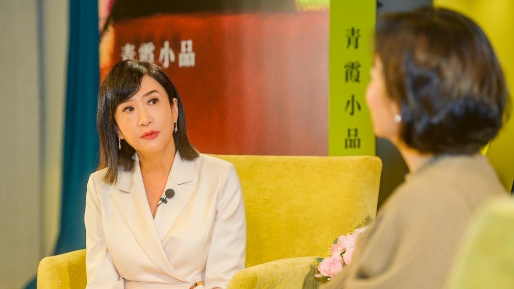 主持人方念華吐露,這個專訪機會等了20年。(圖/SWKIT鄧永傑攝影,時報出版提供)
