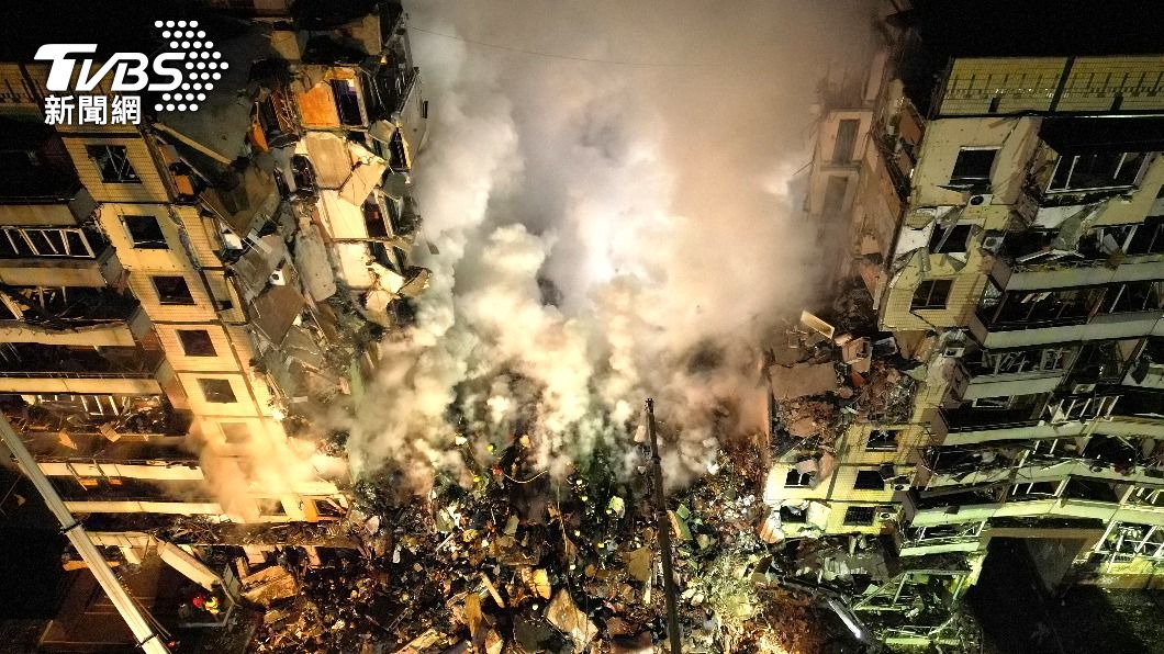 俄羅斯發動空儀!烏克蘭公寓遭飛彈擊中 至少12人喪命