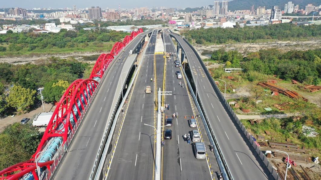 提前完工!新北三鶯大橋改建通車 未來行人、自行車也可走