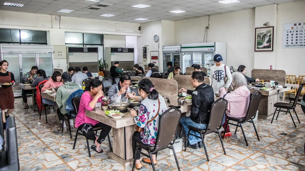 雖然地點偏僻,但一點都不影響每天的生意。(圖/翻攝自大手牽小手玩樂趣)