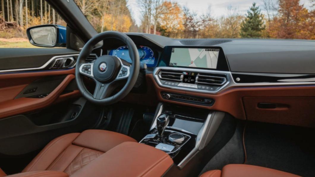 Alpina B4 Gran Coupé的內裝並未因性能而偏離舒適太多。(圖/翻攝自Alpina)