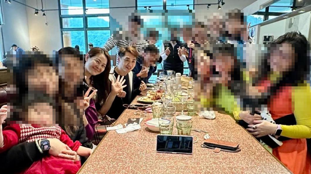 宋逸民夫婦現身藝起發光聚餐,陳維齡的「燦笑」再度成為焦點。(圖/翻攝自周子寒臉書)