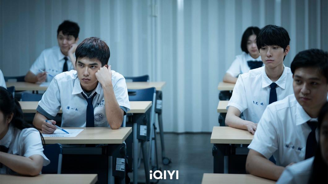 楊謹華也凍未條!曾敬驊被當「怪小孩」 逗樂女神笑不停