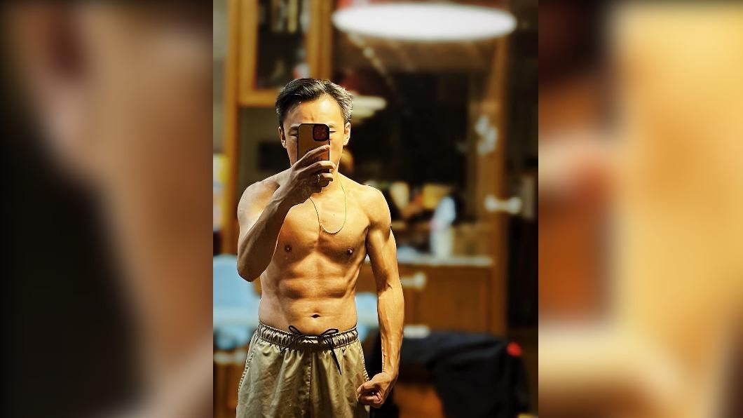 過年吃太多?跟著立委「動滋動」!他大秀肌肉曝健身小撇步
