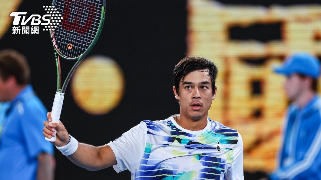 美國小將麥可唐諾擊敗納達爾。(圖/達志影像路透社)