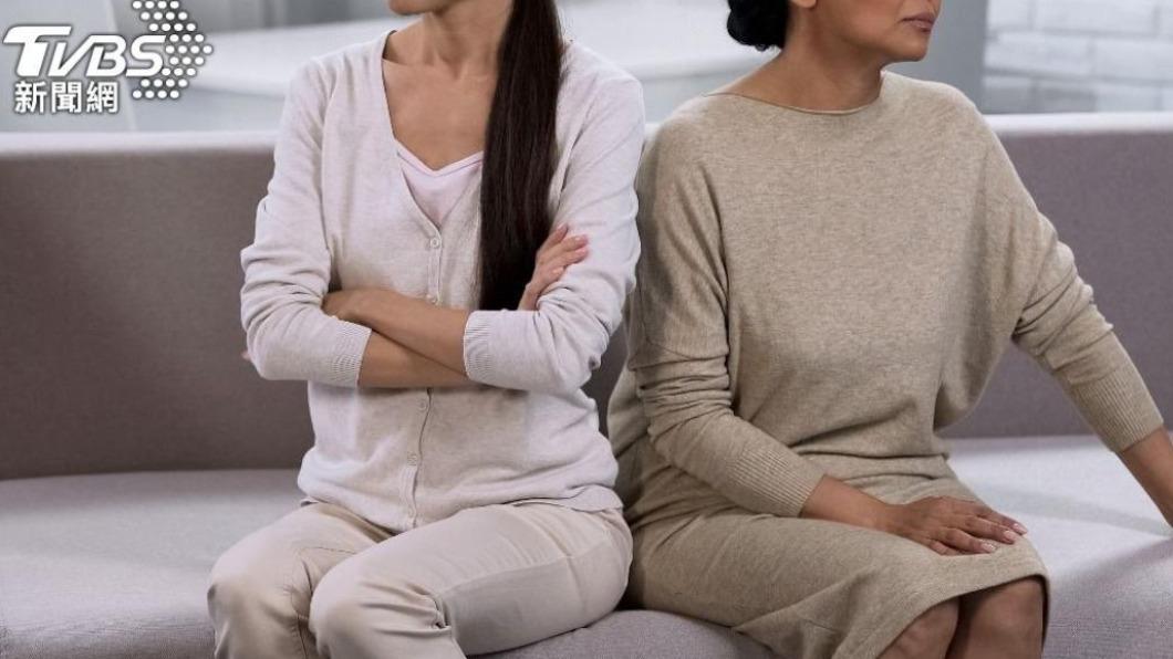 網友指出，觀念傳統的婆婆要求她道歉。（示意圖／shutterstock達志影像）