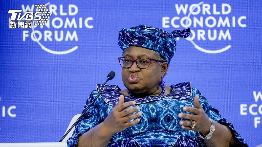 WTO秘書長伊衛拉(Ngozi Okonjo-Iweala)表示,2023年全球經濟前景取決於俄烏戰爭發展、中國大陸重新開放、各國央行縮緊貨幣政策的積極度。(圖/達志影像美聯社)