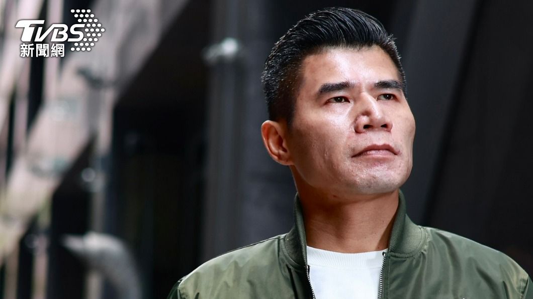 叫賣哥才離婚爆「罹患癌症」身心俱疲！　搬家陪伴老母近況曝光