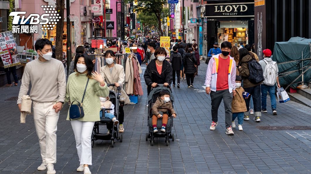 年後可以脫了!南韓政府拍板30日起鬆綁室內強制口罩令