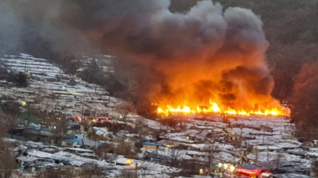 首爾最大貧民窟九龍村清晨大火急撤500人! 傷亡不明