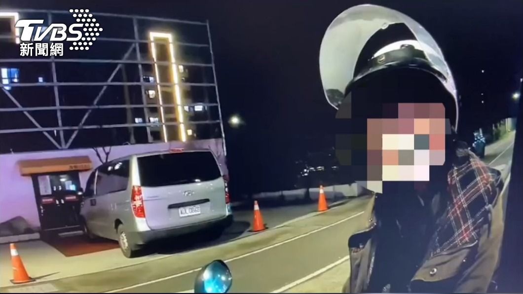 53歲大媽謊報女兒資料 警看照片驚呼:差那麼多!