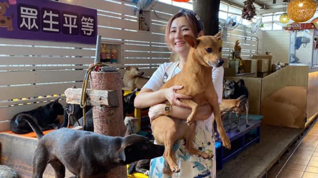 Selina曾走訪台南流浪動物之家「徐園長護生園」,更明白給予毛小孩專屬的愛是件很偉大的事。(圖/翻攝自Selina臉書)