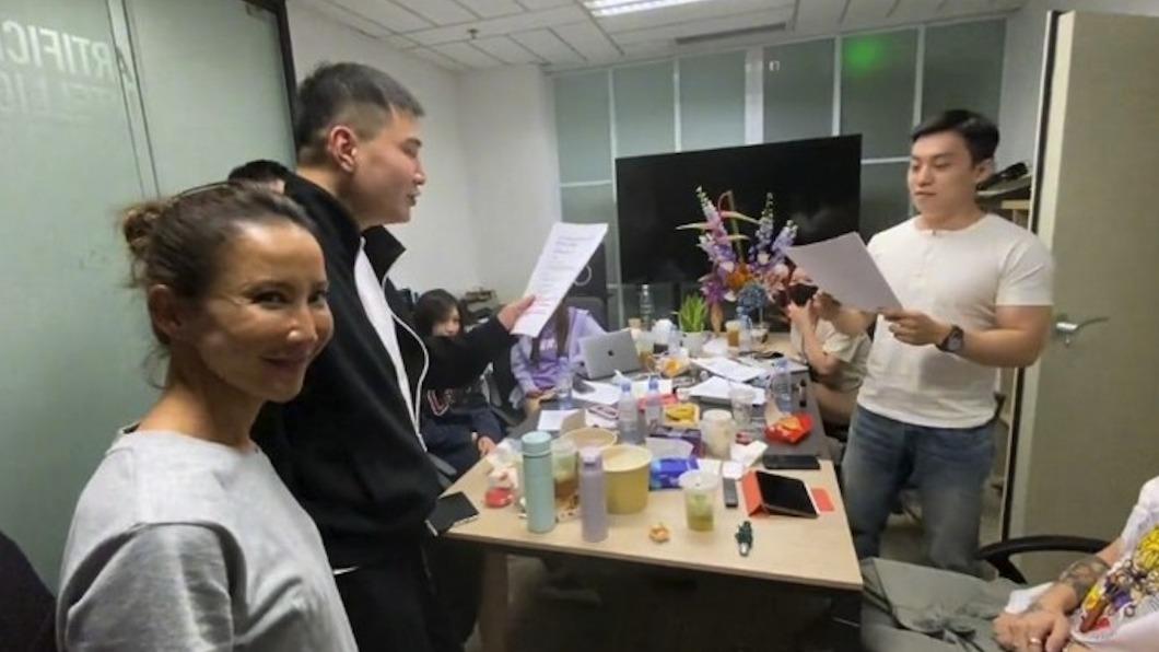 李玟當時雙頰凹陷,讓粉絲不捨。(圖/翻攝自微博)
