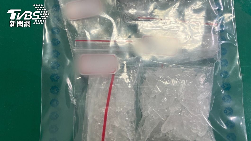 警方查扣毒品安非他命和K他命，男子卻供稱都是自己要吸的。（圖／TVBS）