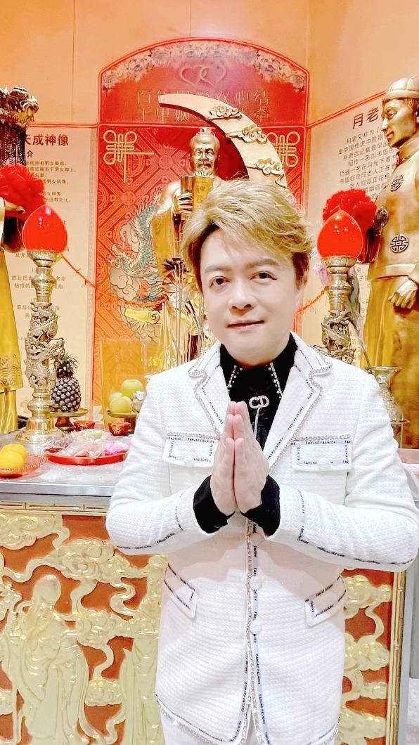 翁立友盼生兔寶寶。（圖／豪記唱片提供）
