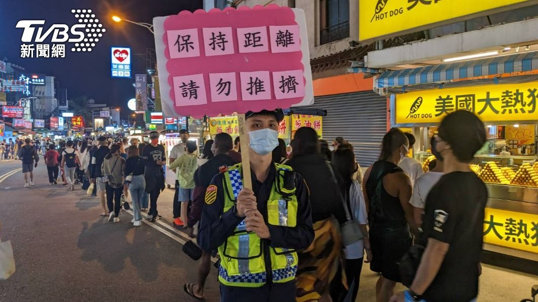 墾丁大街徒步區也有管制。(圖/TVBS)