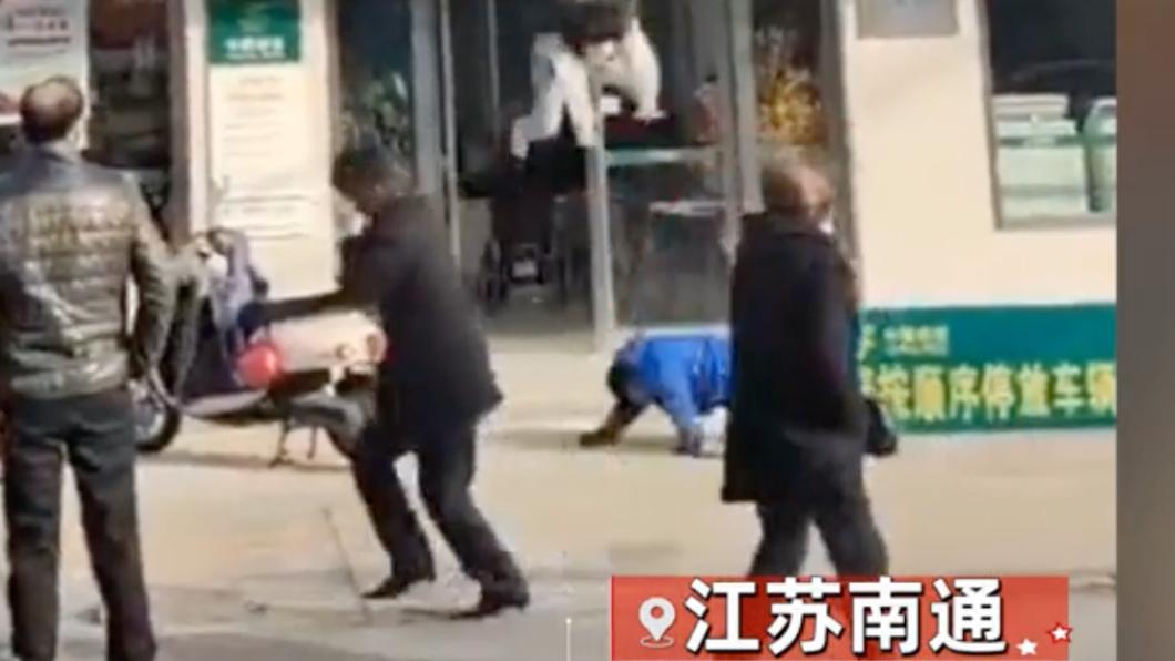 少女驚險墜樓! 路過男子超神救援「飛撲當肉墊」救活她