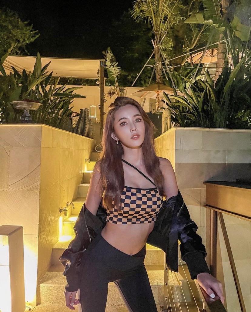 拐拐表示,當老闆最重要的就是要創新及保持初心。(圖/翻攝自拐拐IG)