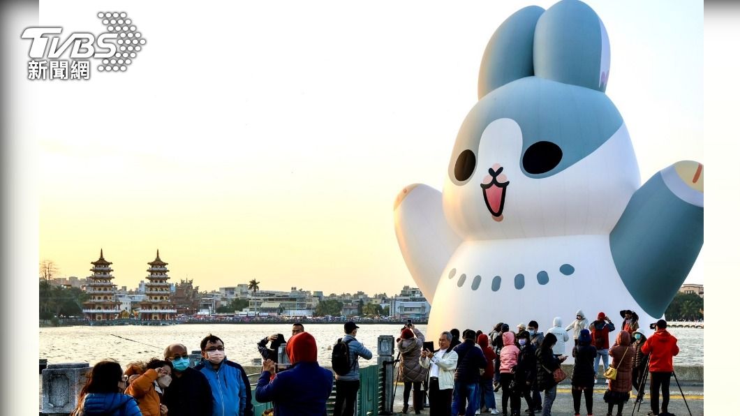 ㄇㄚˊ幾兔回歸！高雄蓮潭燈會今開幕　交通攻略一次看