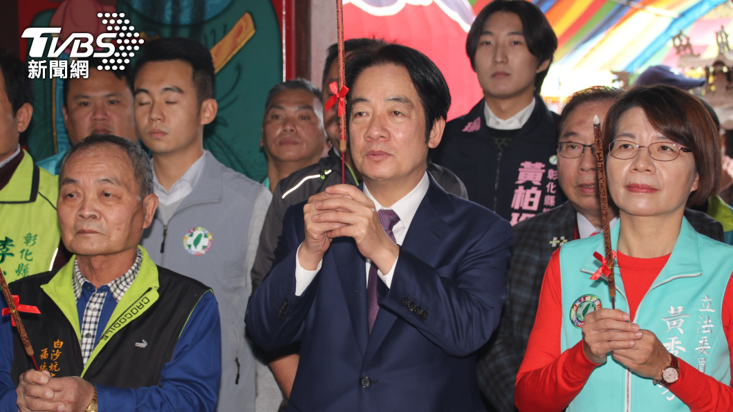 賴清德赴彰化參香發福袋 支持者樂喊:總統好