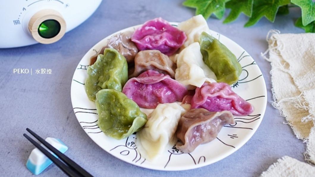 店家使用在地特產，做出最具花蓮味的彩色水餃。（圖／PEKO の Simple Life提供）