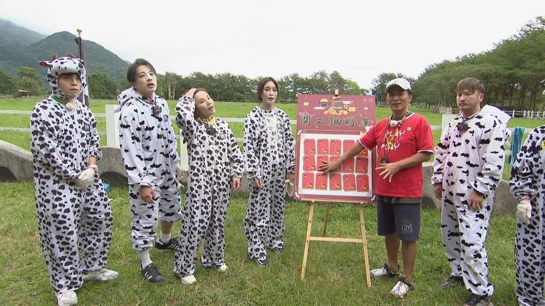為錄製大年初七,節目還祭出開工抽紅包賽制。(圖/三立提供)