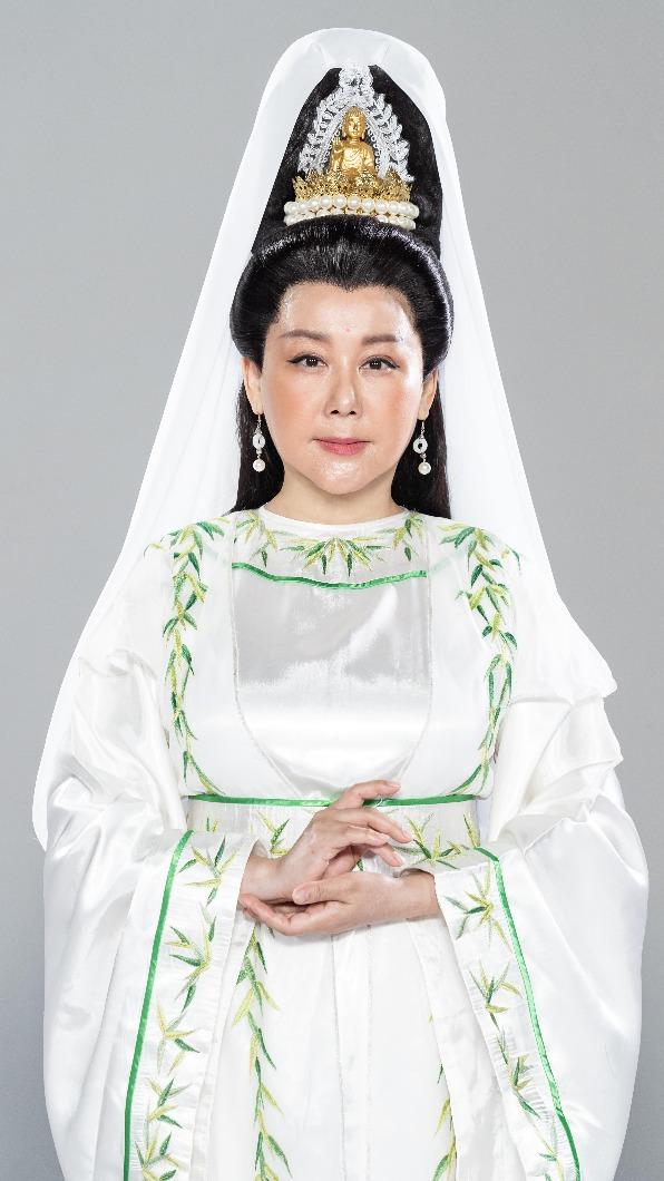 藍心湄客串「送子觀音」透露拍攝前一天特別齋戒、沒有喝酒。(圖/公視、禾豐製作提供)