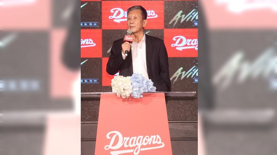 觀點／中職第一位轉隊領隊任中傑　揭露味全龍3連霸秘辛
