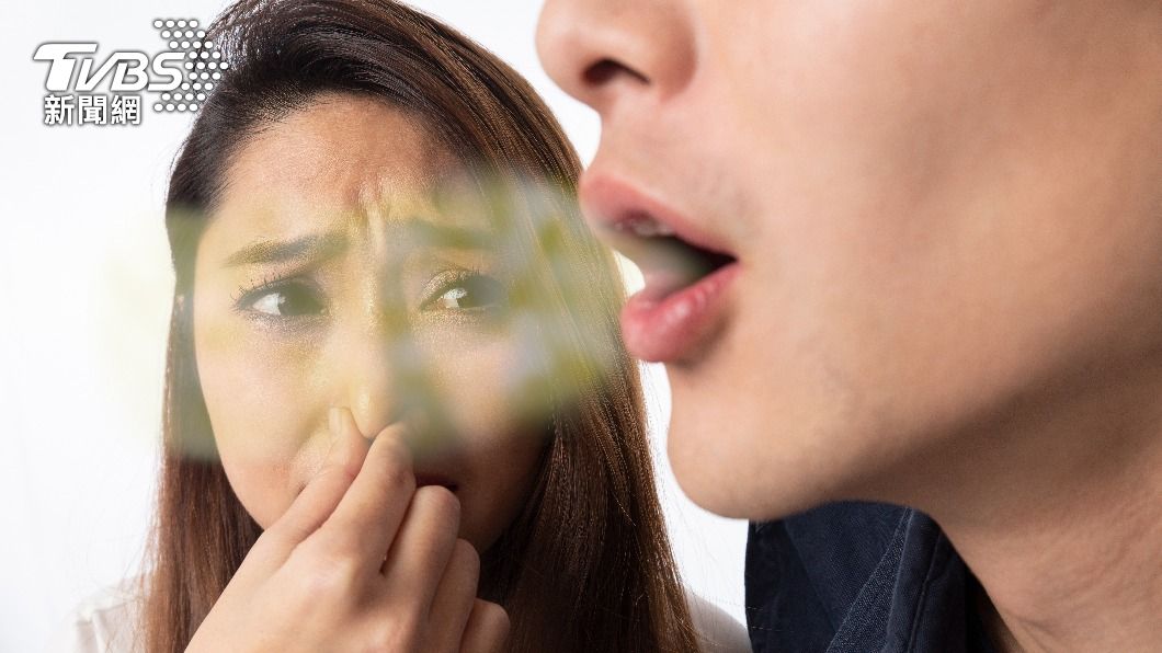 常用嘴巴呼吸容易有口臭等問題。(示意圖/shutterstock達志影像)