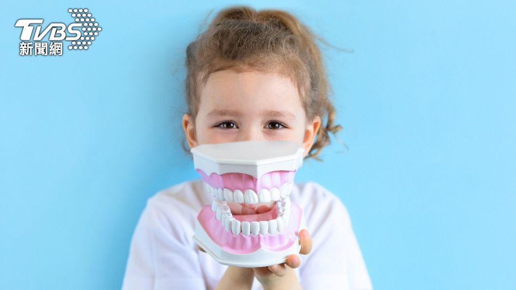 有研究指出由嘴呼吸會影響到學習能力以及智商問題。(示意圖/shutterstock達志影像)