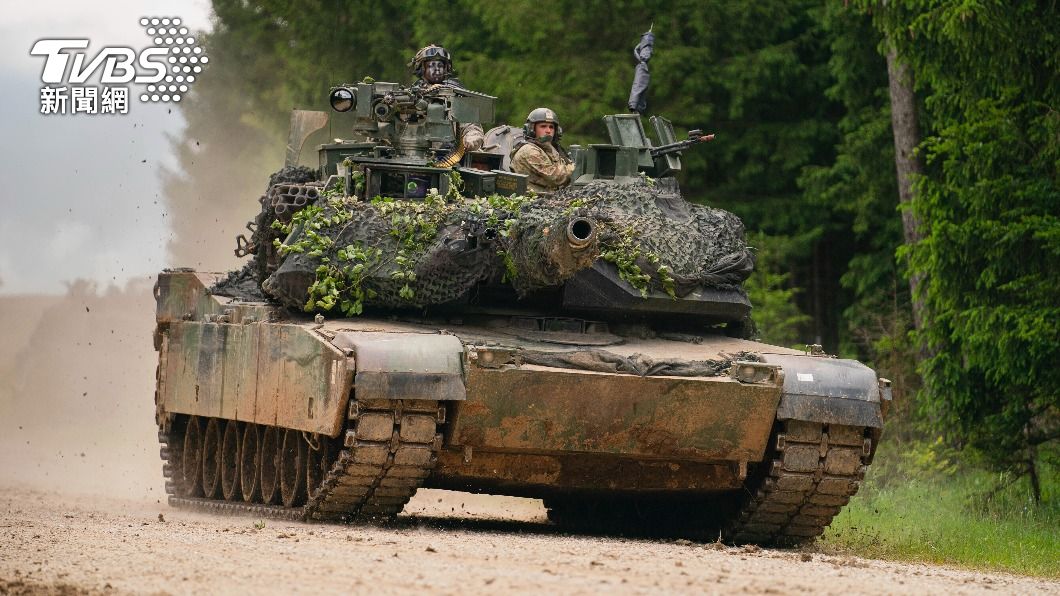 美軍拍板提供烏克蘭M1坦克。(圖/達志影像美聯社)