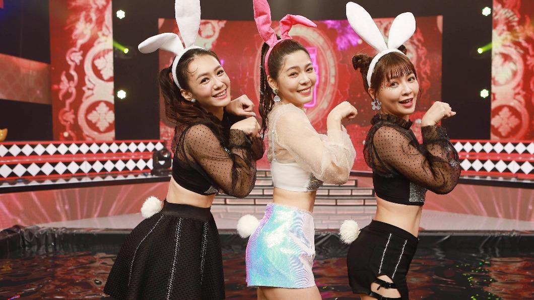 李又汝(左起)、白家綺與謝京穎的演出為收視第二名。(圖/民視提供)
