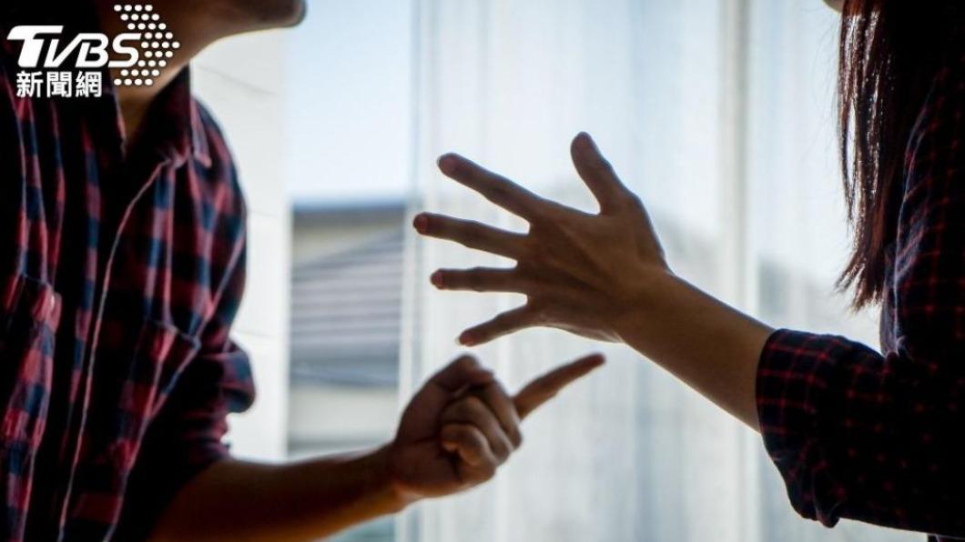 網友認同女方談婚論嫁才適合合資買車的想法。(示意圖/shutterstock達志影像)