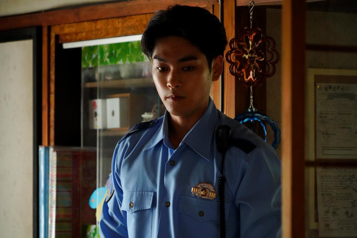 導演一開始就鎖定要找柳樂優彌演出。《噬亡村》(圖/Disney+提供)