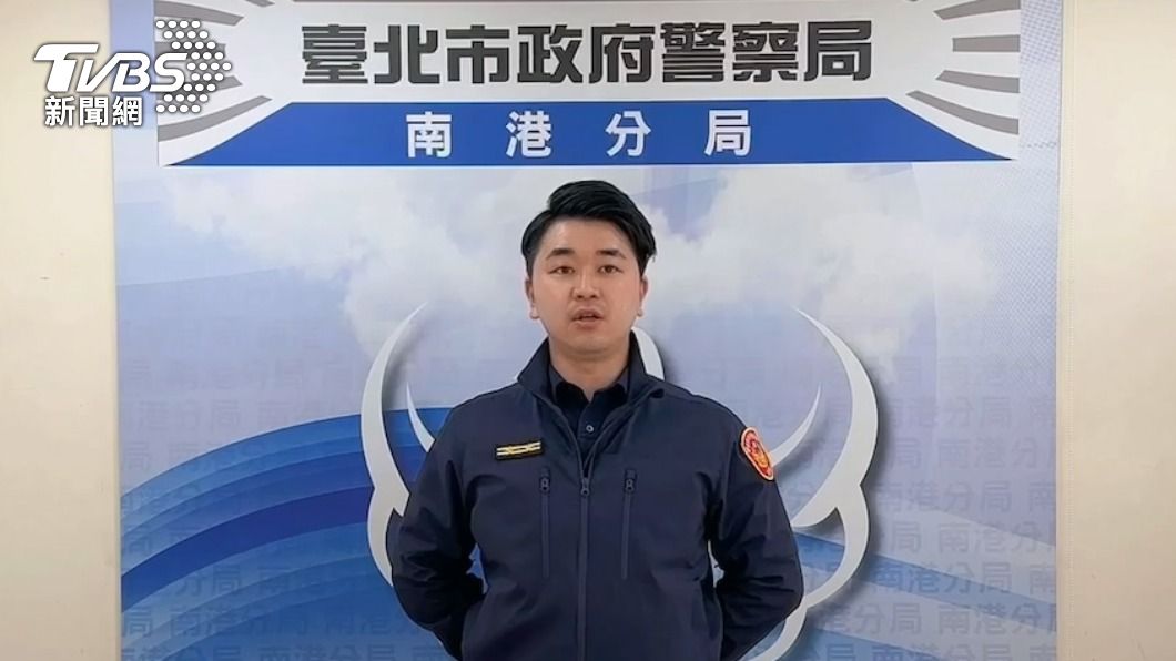 南港派出所所長林承緯說明。(圖/TVBS)