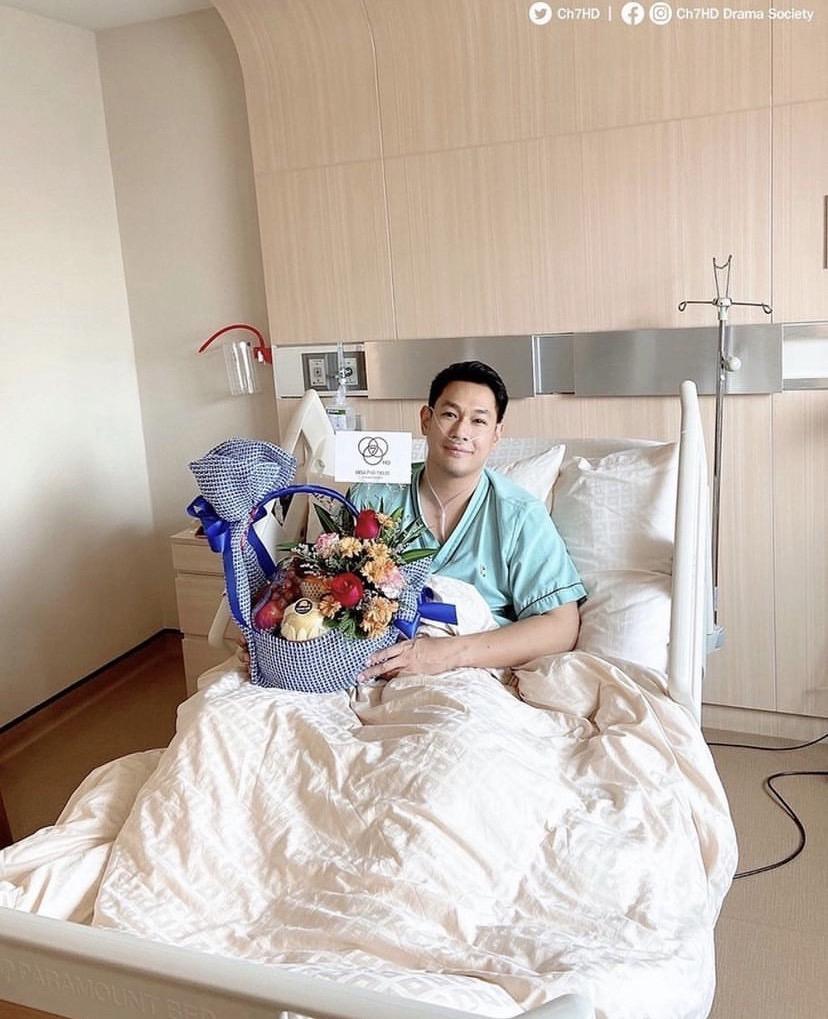 阿卡潘納瑪去年10月就曾貼出病床照。(圖/翻攝自omakapan_IG)