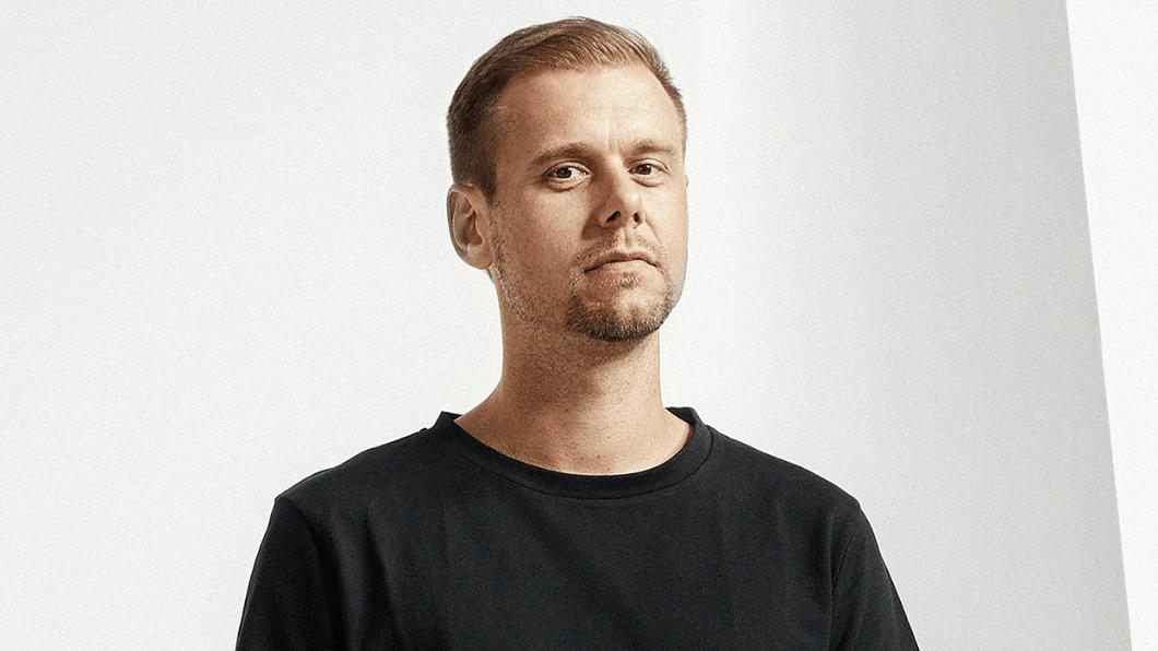 「電音天神」世界百大DJ第5名阿曼凡布倫(Armin van Buuren)。(圖/Ultra Taiwan提供)