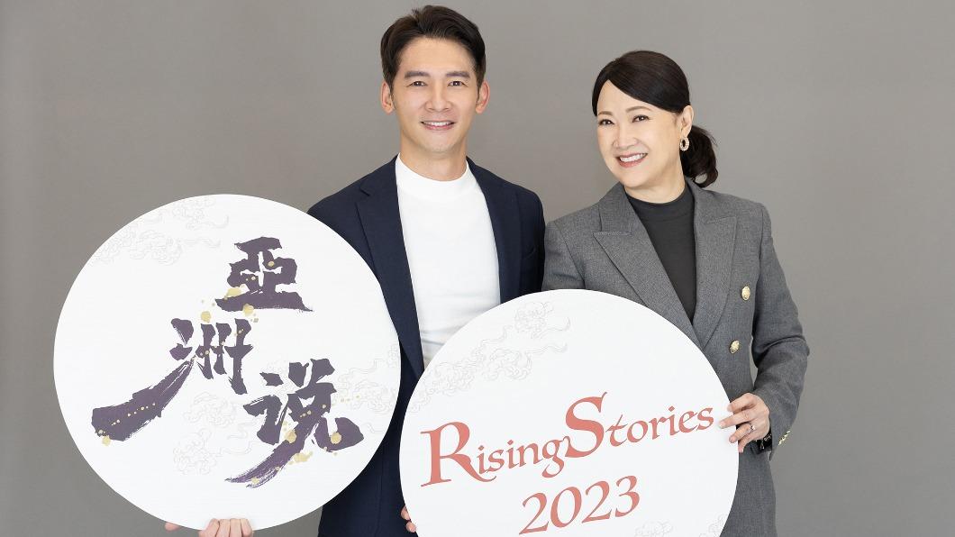 温昇豪(左)、洪慧芳擔任評審。(圖/七十六號原子提供)