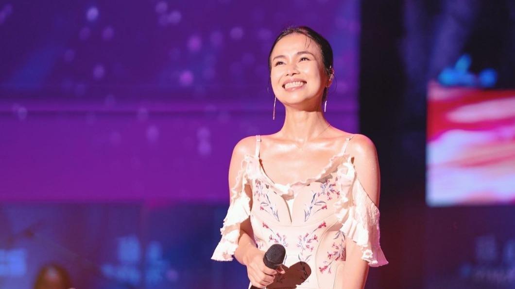 林芯儀和德國男友透過視訊維繫感情,坦言遠距離戀愛大不易。(圖/翻攝自林芯儀臉書)