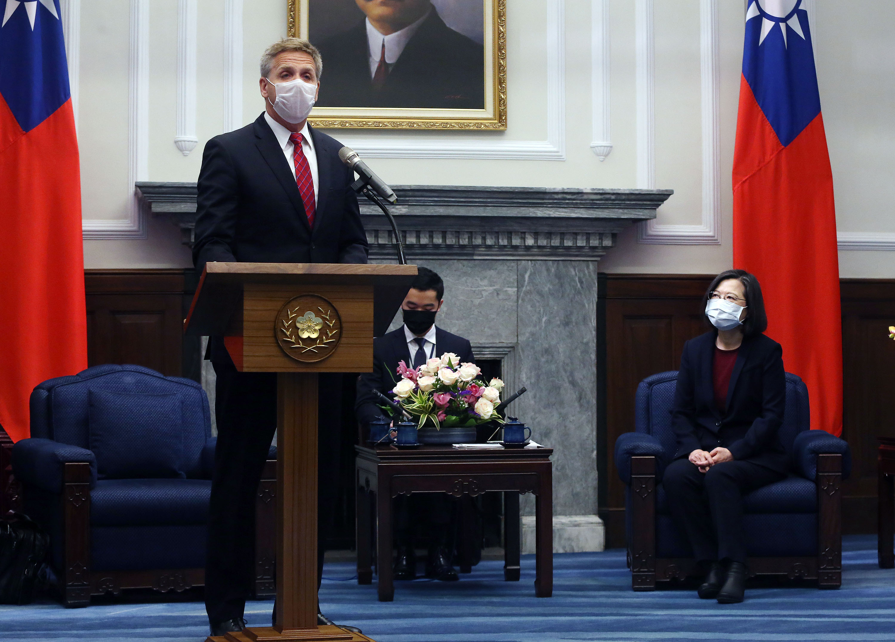 接見美國前印太司令 總統:恢復一年義務役提升自我防衛