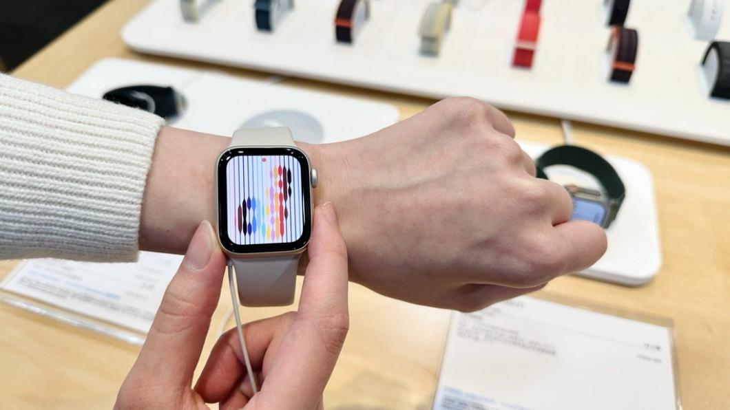 指定款Apple Watch最高優惠7%。（圖／燦坤提供）